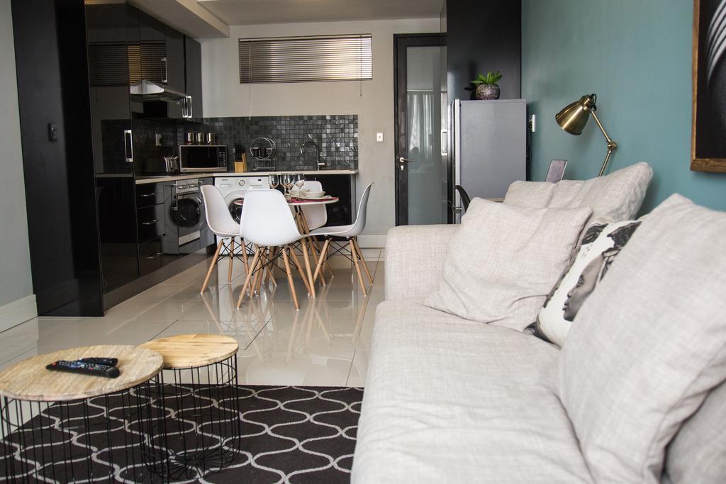 Apartment 64 At 77 On Independence Ave Windhoek Exterior foto
